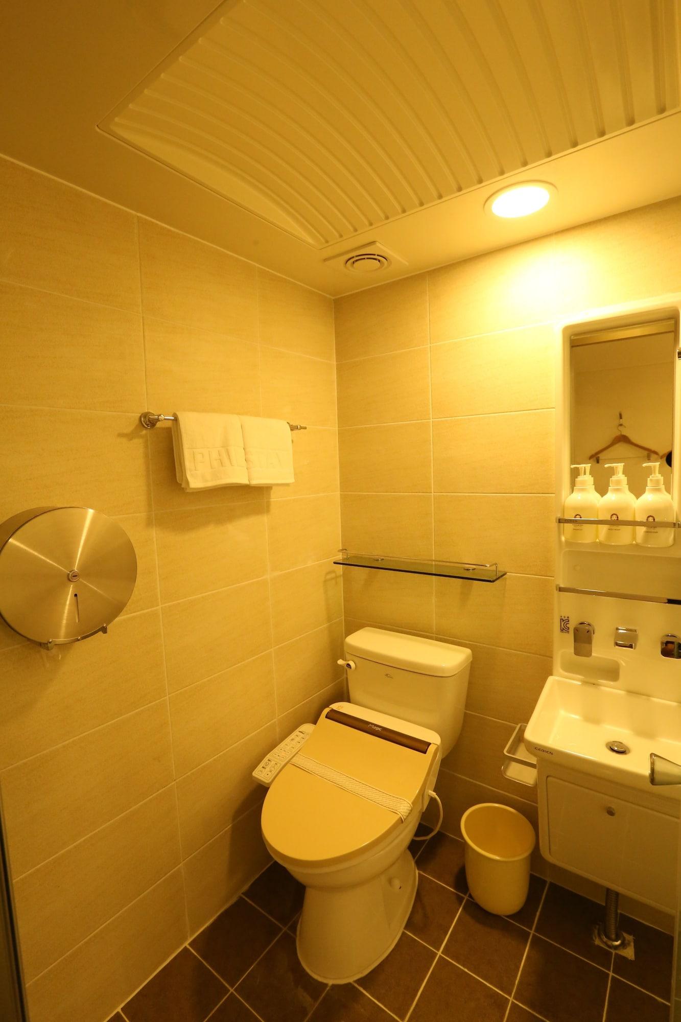 Tripstay Myeongdong Seoul Exterior photo