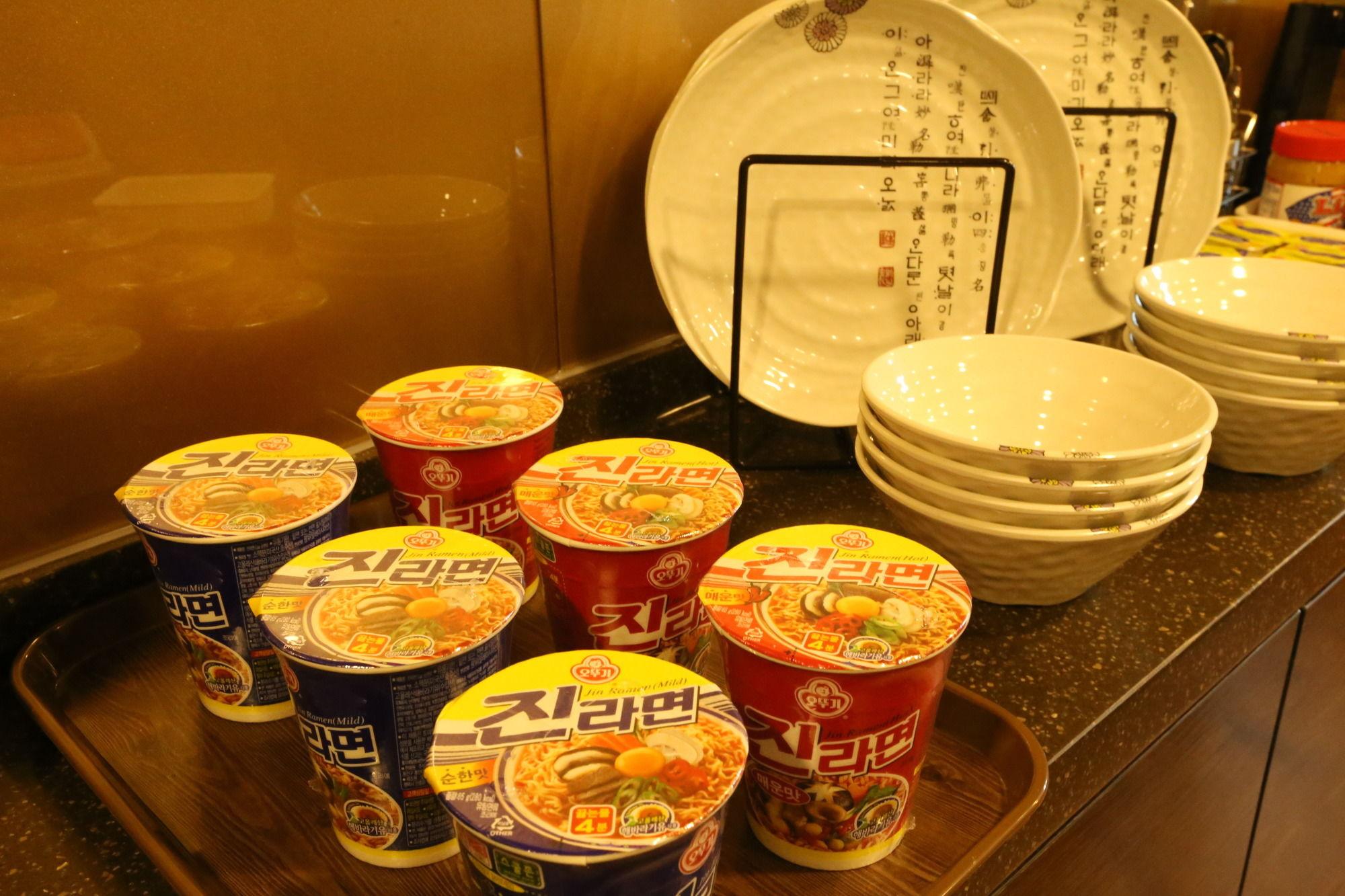 Tripstay Myeongdong Seoul Exterior photo