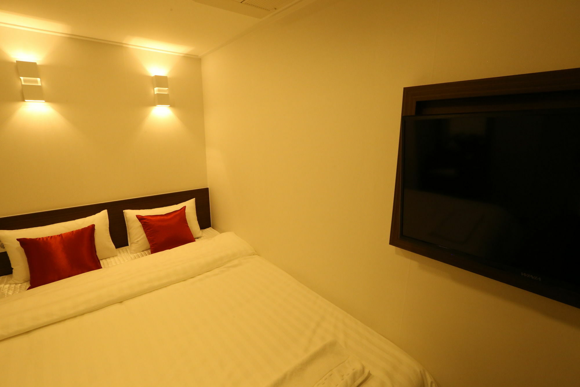 Tripstay Myeongdong Seoul Exterior photo