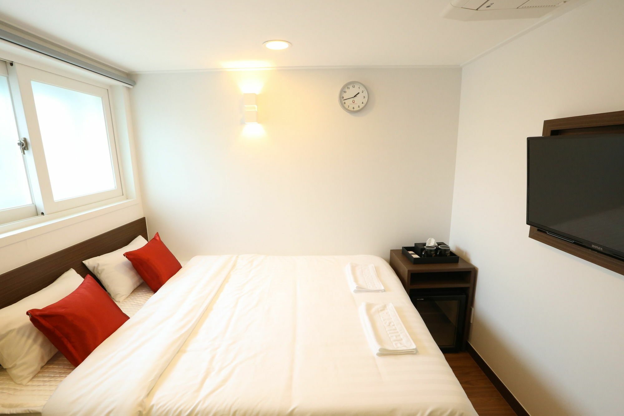 Tripstay Myeongdong Seoul Exterior photo